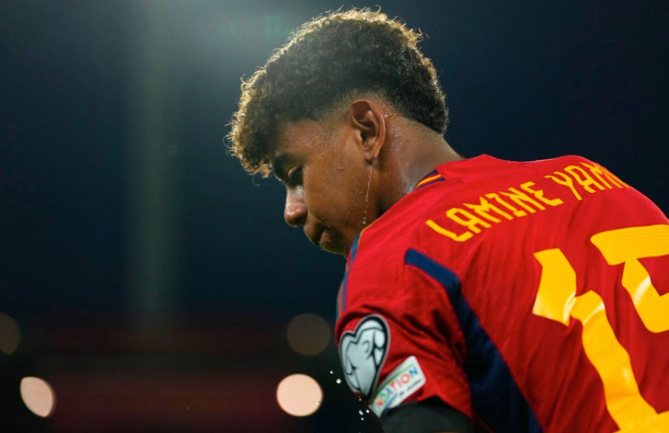 2025巴甲38轮：堡垒&老爷爷兵败降级，大红涅槃上岸（2025巴甲第38轮：堡垒与老爷爷惨遭降级，大红逆袭保级）