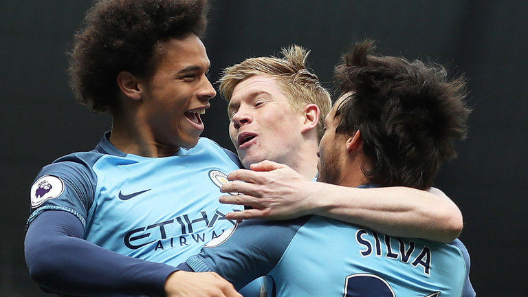 解锁津门虎vs申花！恩怨交织的众生相（津门虎大战申花：恩怨交错的众生百态）