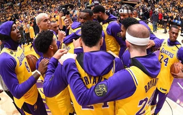 欧冠球员表现评析：C罗连续进球,（欧冠球员发挥观察：C罗连场破门）