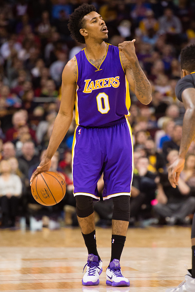 佩德里：还有2场欧冠联赛要尽可能多拿分；我们都很爱阿劳霍（佩德里：欧冠仅剩两战要尽可能多抢分，我们都非常喜欢阿劳霍）